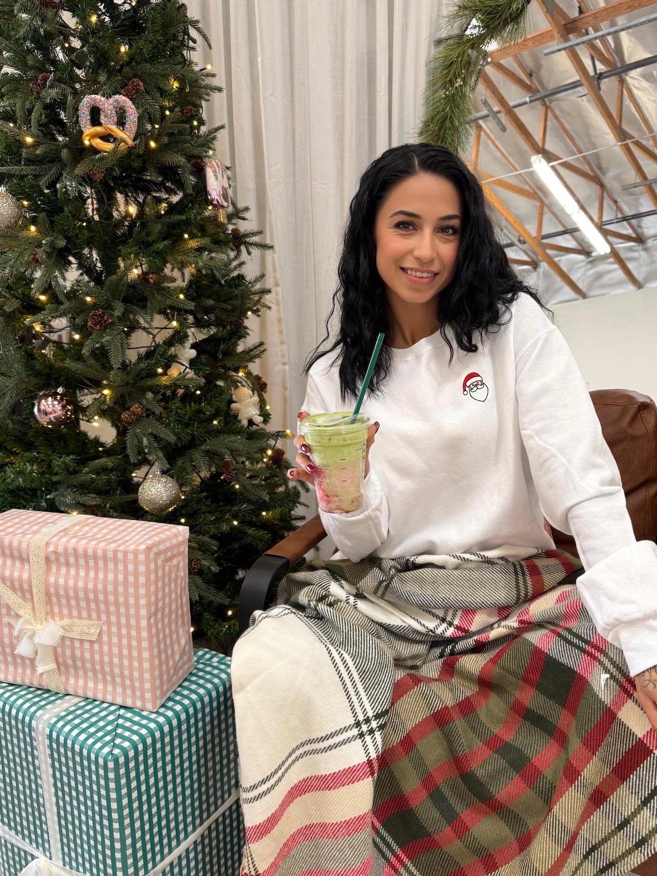 Minimal Santa Crewneck Sweatshirt