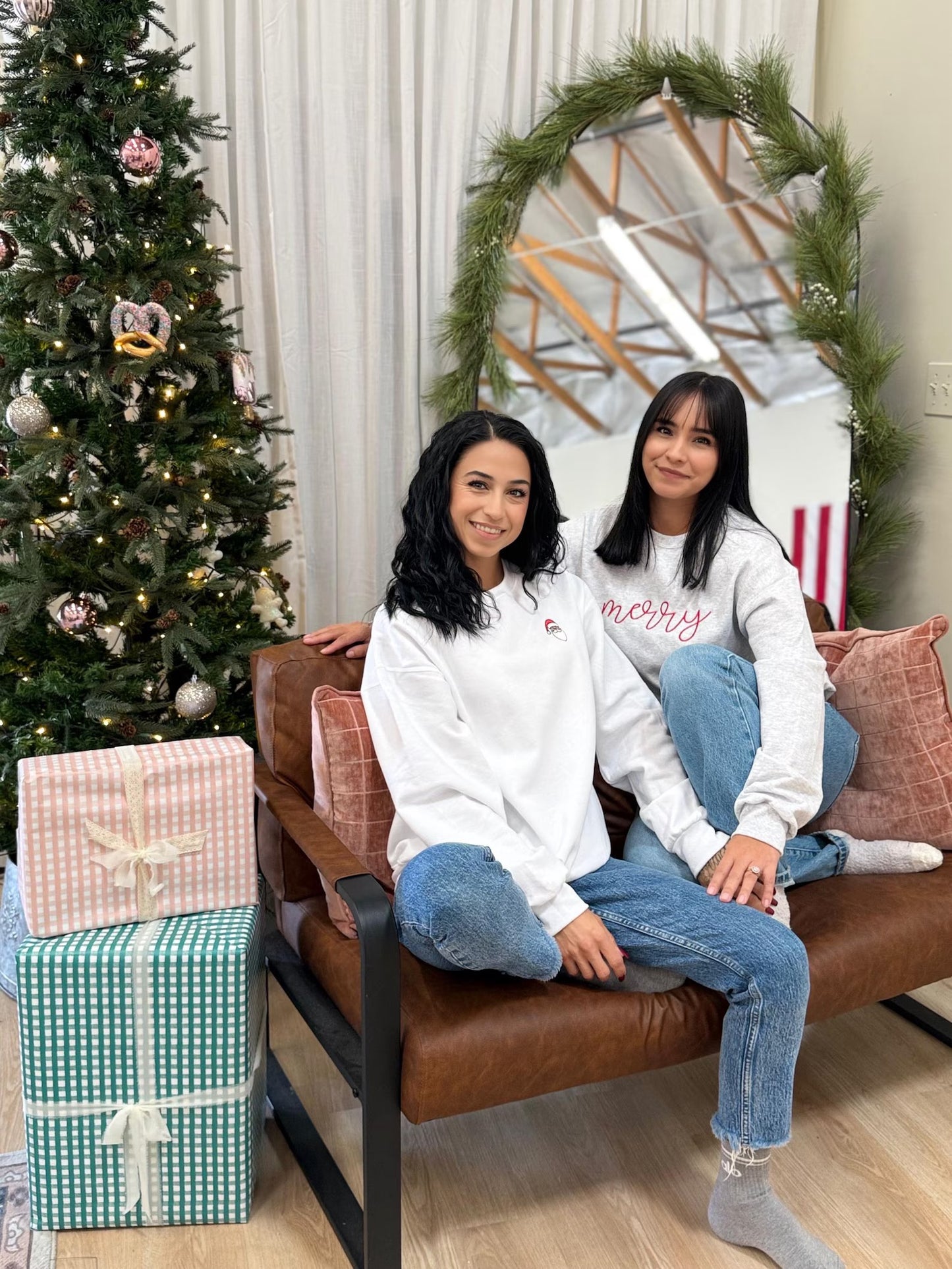 Minimal Santa Crewneck Sweatshirt